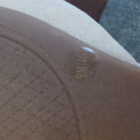 Jessica Simpson's flats - Picture 6 of 7